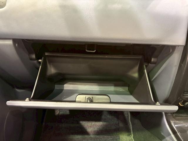 TOYOTA HILUX SURF SSR-X