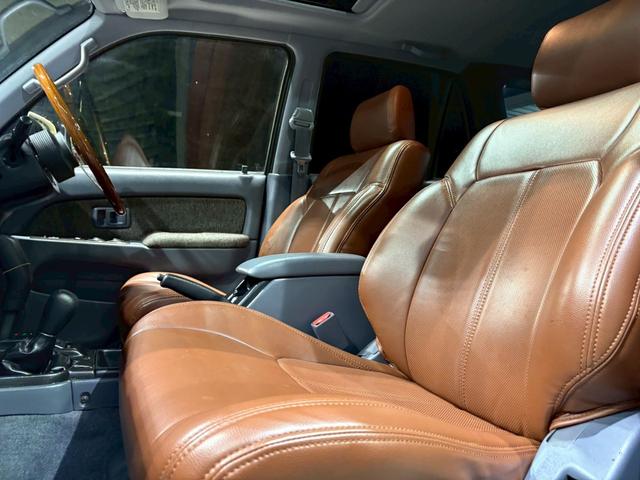 TOYOTA HILUX SURF SSR-X