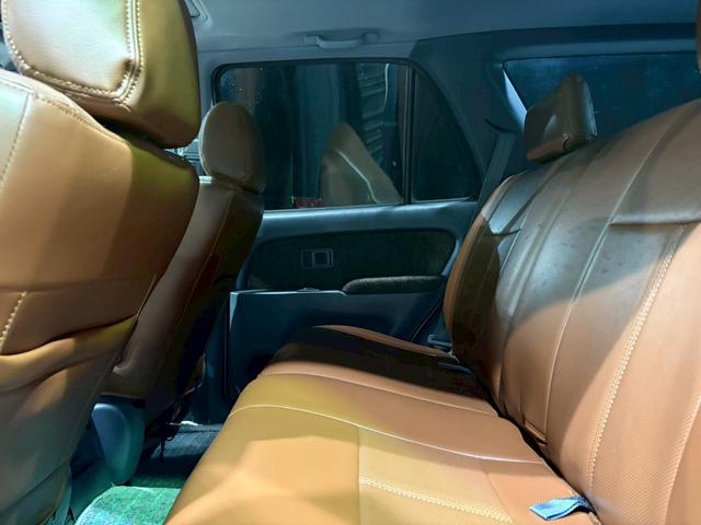 TOYOTA HILUX SURF SSR-X