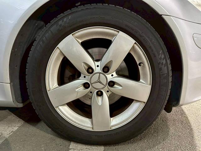 �O�I�[�i�[�l���璼�ڔ�����点�Ē��������Ԃł��B���ڂ��b�����������ăR���f�B�V������c�����Ă���ׁA�W�����Ă���ԗ���Ԃɂ͎��M������܂��I����Ƃ����Ԃ���������������