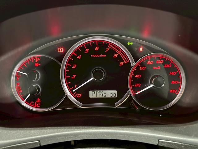 インプレッサ 2.0GT ユーザー様直接仕入れ車両 純正17インチアルミホイール フォグランプ 純正ナビ オートクルーズコントロール パワーシート ブースト計 電動格納ドアミラー プッシュスタート スマートキー ETC車載器有(19枚目)