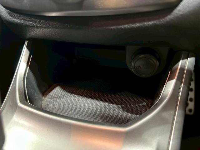 インプレッサ 2.0GT ユーザー様直接仕入れ車両 純正17インチアルミホイール フォグランプ 純正ナビ オートクルーズコントロール パワーシート ブースト計 電動格納ドアミラー プッシュスタート スマートキー ETC車載器有(32枚目)