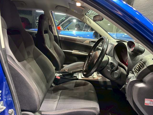 インプレッサ 2.0GT ユーザー様直接仕入れ車両 純正17インチアルミホイール フォグランプ 純正ナビ オートクルーズコントロール パワーシート ブースト計 電動格納ドアミラー プッシュスタート スマートキー ETC車載器有(44枚目)