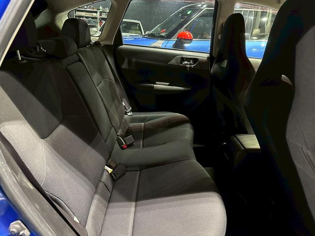 インプレッサ 2.0GT ユーザー様直接仕入れ車両 純正17インチアルミホイール フォグランプ 純正ナビ オートクルーズコントロール パワーシート ブースト計 電動格納ドアミラー プッシュスタート スマートキー ETC車載器有(51枚目)