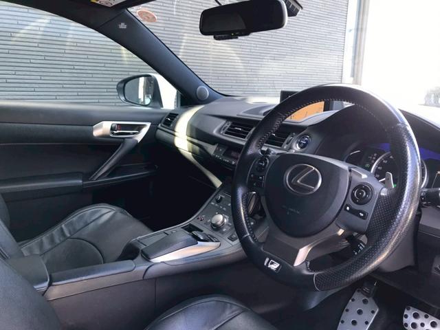 ＣＴ ＣＴ２００ｈ　Ｆスポーツ　ＴＲＤフルエアロ　ムーンルーフ　ＬＥＤライト　純正１７インチＡＷ　純正ナビ　フルセグＴＶ　ＢＴ接続　リアカメラ　パワーシート　シートヒーター　クルコン　ドラレコ　ＴＶキャンセラー　スマートキー　ＥＴＣ（42枚目）