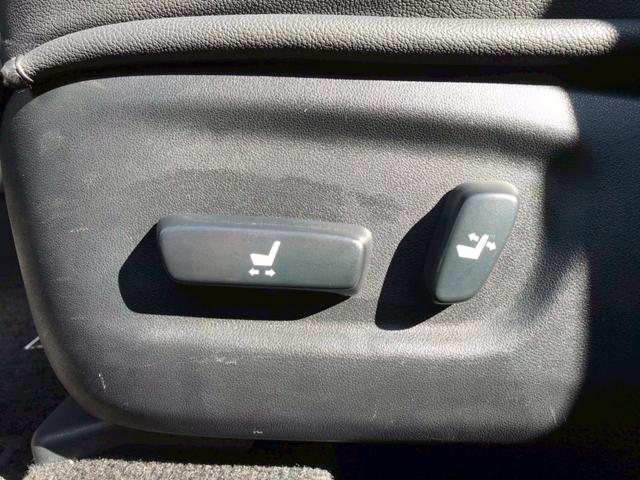 ＣＴ ＣＴ２００ｈ　Ｆスポーツ　ＴＲＤフルエアロ　ムーンルーフ　ＬＥＤライト　純正１７インチＡＷ　純正ナビ　フルセグＴＶ　ＢＴ接続　リアカメラ　パワーシート　シートヒーター　クルコン　ドラレコ　ＴＶキャンセラー　スマートキー　ＥＴＣ（49枚目）