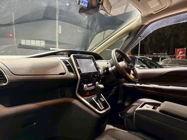 セレナ ハイウェイスター VセレクションII ユーザー様直接仕入れ 両側パワスラ 純正16インチAW LEDライト フォグ 純正ナビ フルセグTV Bluetooth アラウンドビュー フリップダウン オートクルーズ インテリジェントキー ETC(56枚目)