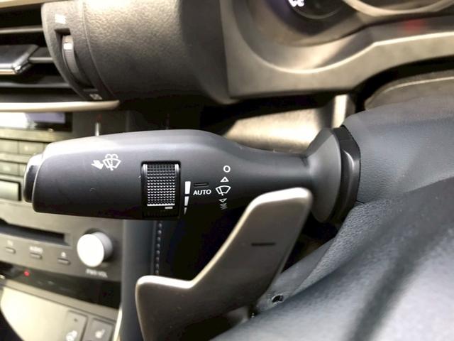 ＩＳ ＩＳ３００ｈ　バージョンＬ　ユーザー様仕入れ　ムーンルーフ　ＬＥＤライト　純正アルミ　ベージュ革シート　ベンチレーション　純正ナビ　フルセグＴＶ　ＢＴ接続　ステアヒーター　サンシェード　ＢＳＭ　マークレビンソン　予備キー　ＥＴＣ（28枚目）