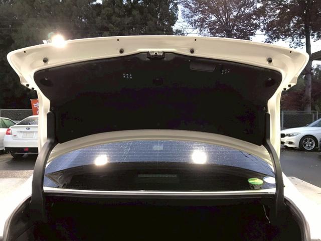 ＩＳ ＩＳ３００ｈ　バージョンＬ　ユーザー様仕入れ　ムーンルーフ　ＬＥＤライト　純正アルミ　ベージュ革シート　ベンチレーション　純正ナビ　フルセグＴＶ　ＢＴ接続　ステアヒーター　サンシェード　ＢＳＭ　マークレビンソン　予備キー　ＥＴＣ（65枚目）