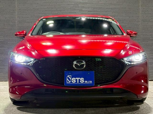 ＭＡＺＤＡ３ファストバック ２０Ｓバーガンディ　セレクション　車高調　社外１９インチＡＷ　純正ナビ　ＴＶ　アラウンドビュー　ＬＥＤヘッドライト　レザーシート　パワーシート　シートヒーター　ＢＯＳＥサウンド　ステアヒーター　ＨＵＤ　ＢＳＭ　アドバンストキー　ＥＴＣ（8枚目）