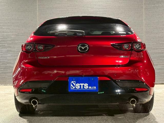 ＭＡＺＤＡ３ファストバック ２０Ｓバーガンディ　セレクション　車高調　社外１９インチＡＷ　純正ナビ　ＴＶ　アラウンドビュー　ＬＥＤヘッドライト　レザーシート　パワーシート　シートヒーター　ＢＯＳＥサウンド　ステアヒーター　ＨＵＤ　ＢＳＭ　アドバンストキー　ＥＴＣ（12枚目）