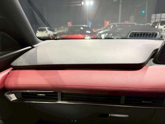 ＭＡＺＤＡ３ファストバック ２０Ｓバーガンディ　セレクション　車高調　社外１９インチＡＷ　純正ナビ　ＴＶ　アラウンドビュー　ＬＥＤヘッドライト　レザーシート　パワーシート　シートヒーター　ＢＯＳＥサウンド　ステアヒーター　ＨＵＤ　ＢＳＭ　アドバンストキー　ＥＴＣ（43枚目）