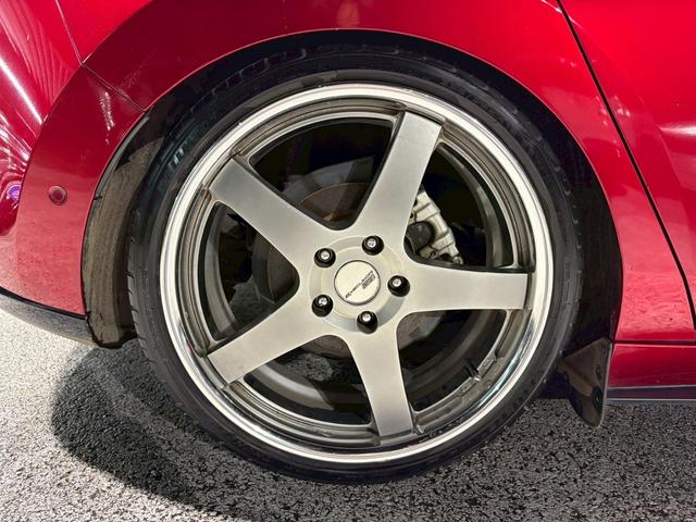 ＭＡＺＤＡ３ファストバック ２０Ｓバーガンディ　セレクション　車高調　社外１９インチＡＷ　純正ナビ　ＴＶ　アラウンドビュー　ＬＥＤヘッドライト　レザーシート　パワーシート　シートヒーター　ＢＯＳＥサウンド　ステアヒーター　ＨＵＤ　ＢＳＭ　アドバンストキー　ＥＴＣ（67枚目）