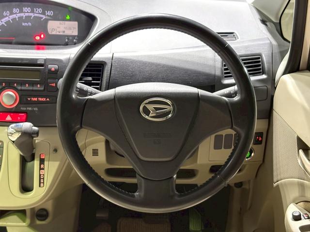 ムーヴ Ｘ　ユーザー様直接仕入れ　純正１４インチＡＷ　ＣＤオーディオ　ベージュシート　オートエアコン　バニティミラー　電格ミラー　ｅｃｏＩＤＯＬ／ｅｃｏＭＯＤＥ　プッシュスタート　スマートキー　走行４．５万キロ台（18枚目）