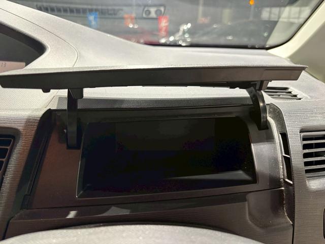 ムーヴ Ｘ　ユーザー様直接仕入れ　純正１４インチＡＷ　ＣＤオーディオ　ベージュシート　オートエアコン　バニティミラー　電格ミラー　ｅｃｏＩＤＯＬ／ｅｃｏＭＯＤＥ　プッシュスタート　スマートキー　走行４．５万キロ台（22枚目）