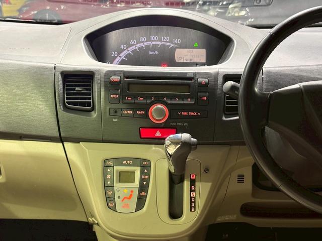 ムーヴ Ｘ　ユーザー様直接仕入れ　純正１４インチＡＷ　ＣＤオーディオ　ベージュシート　オートエアコン　バニティミラー　電格ミラー　ｅｃｏＩＤＯＬ／ｅｃｏＭＯＤＥ　プッシュスタート　スマートキー　走行４．５万キロ台（32枚目）