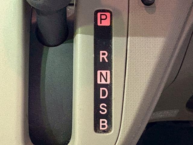 ムーヴ Ｘ　ユーザー様直接仕入れ　純正１４インチＡＷ　ＣＤオーディオ　ベージュシート　オートエアコン　バニティミラー　電格ミラー　ｅｃｏＩＤＯＬ／ｅｃｏＭＯＤＥ　プッシュスタート　スマートキー　走行４．５万キロ台（34枚目）