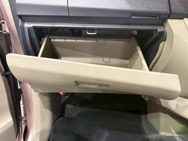 ムーヴ Ｘ　ユーザー様直接仕入れ　純正１４インチＡＷ　ＣＤオーディオ　ベージュシート　オートエアコン　バニティミラー　電格ミラー　ｅｃｏＩＤＯＬ／ｅｃｏＭＯＤＥ　プッシュスタート　スマートキー　走行４．５万キロ台（41枚目）