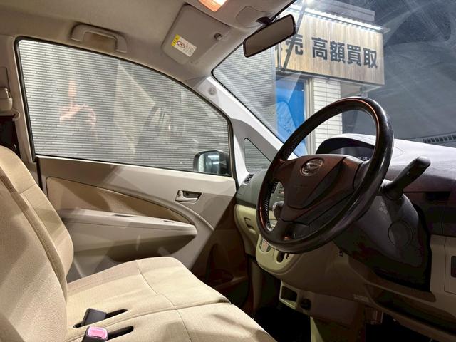 ムーヴ Ｘ　ユーザー様直接仕入れ　純正１４インチＡＷ　ＣＤオーディオ　ベージュシート　オートエアコン　バニティミラー　電格ミラー　ｅｃｏＩＤＯＬ／ｅｃｏＭＯＤＥ　プッシュスタート　スマートキー　走行４．５万キロ台（42枚目）