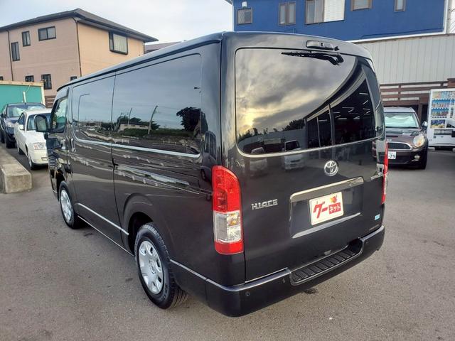 ハイエースバン スーパーＧＬ　ダークプライムＩＩ　ワンオーナー　車検整備付　キーレス　電格ミラー　ＣＤ　ＴＶ　ナビ　ＥＴＣ　バックモニター（17枚目）