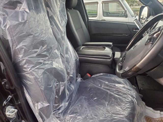 ハイエースバン スーパーＧＬ　ダークプライムＩＩ　ワンオーナー　車検整備付　キーレス　電格ミラー　ＣＤ　ＴＶ　ナビ　ＥＴＣ　バックモニター（21枚目）