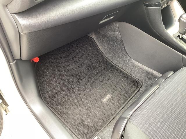 ヤリス Z ワンオーナー 禁煙 ナビ ETC Bluetooth シートヒーター クルーズコントロール オートハイビーム エアコン パワステ パワーウィンドウ スマートキー2本(33枚目)