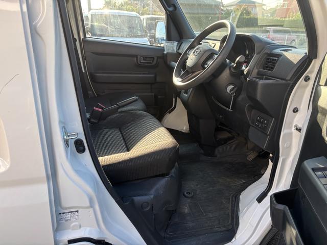 ハイゼットカーゴ ＤＸ（10枚目）