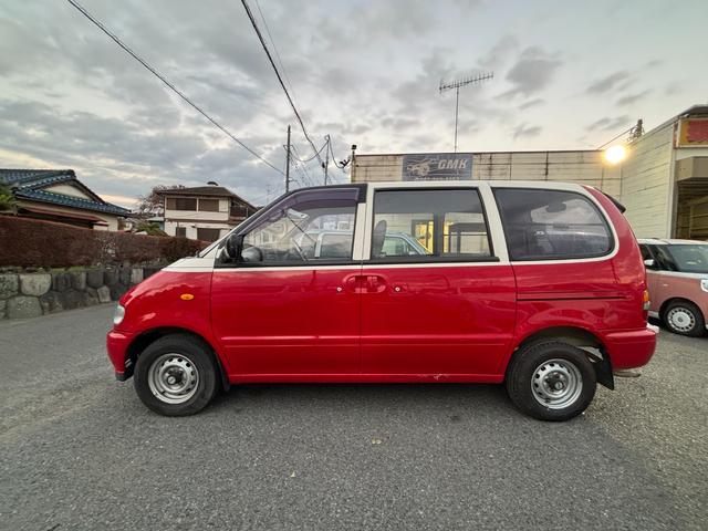 セレナカーゴ (4枚目)