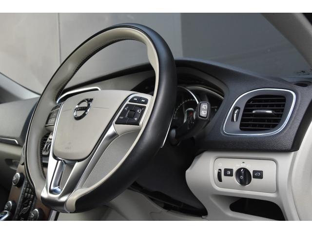 V40 D4 インスクリプション ナビ バックカメラ BT/TV/USB/CD/DVD 白革 前席パワーシート 前席シートヒーター D席メモリ機能 LEDライト ETC ACC BLIS 純正17インチホイール(15枚目)
