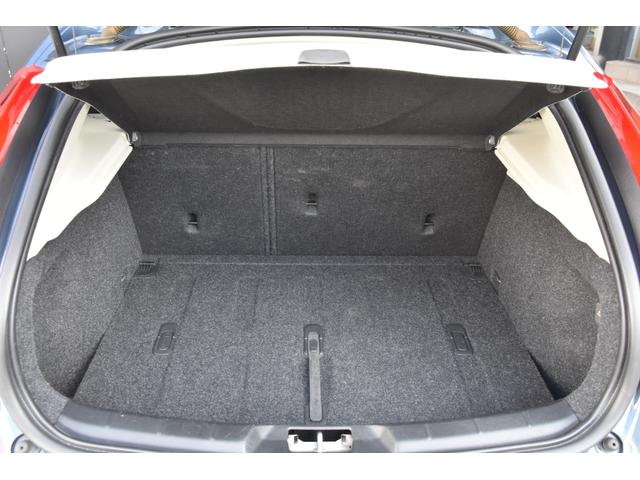 V40 D4 インスクリプション ナビ バックカメラ BT/TV/USB/CD/DVD 白革 前席パワーシート 前席シートヒーター D席メモリ機能 LEDライト ETC ACC BLIS 純正17インチホイール(39枚目)