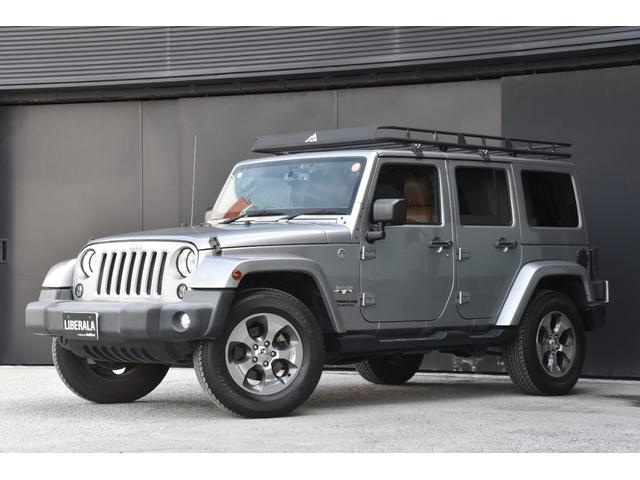 ジープ・ラングラーアンリミテッド サハラ 革調シートカバー ルーフキャリア クルーズコントロール 社外ナビ フルセグ Bカメラ サイドカメラ ALPINEスピーカー MTモード付きAT 純正AW 純正ラバーマット ドライブレコーダー ETC(40枚目)