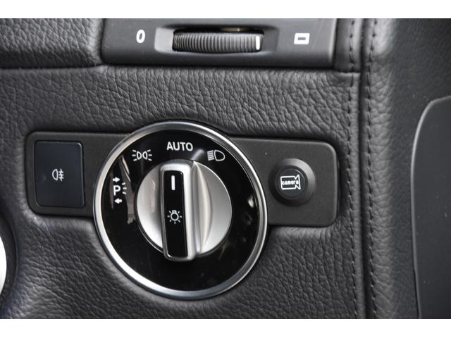 Ｇ３５０ｄ　ラグジュアリーＰＫＧ　パノラマＳＲ　レーダーＳＦ　ＡＣＣ　黒革　純正黒１８ＡＷ　純正ナビ　フルセグ　Ｂカメラ　ＡｐｐｌｅＣａｒｐｌａｙ　シートヒーター　コーナーセンサー　ブラインドスポット　ＥＴＣ(22枚目)