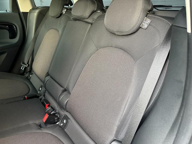 ＭＩＮＩ クーパーＤ　クロスオーバー　インテリＳＦ　ＡＣＣ　純正ナビ　Ｂカメラ　コーナーセンサー　電動バックドア　　ルーフレール　ＬＥＤヘッドライト　シートヒーター　アンビエントライト　ドラレコ　ミラー型ＥＴＣ（39枚目）