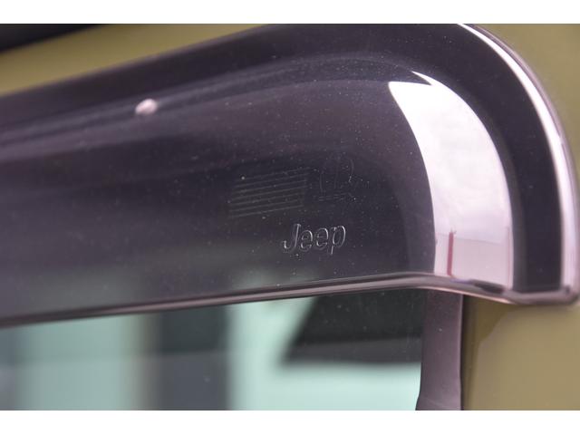 ジープ・ラングラーアンリミテッド ルビコン・サージグリーン　１００台限定車　黒革　ナビ　フルセグ　Ｂカメラ　サイドカメラ　ＡｐｐｌｅＣａｒＰｌａｙ　ステアリングヒーター　シートヒーター　ＡＣＣ　専用１７ＡＷ　ロックレール　コーナーセンサー　ＬＥＤライト　ＥＴＣ（48枚目）