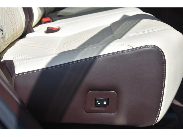 ＲＸ ＲＸ４５０ｈ　バージョンＬ　ＳＲ　ベージュレザー　ＨＵＤ　３６０度カメラ　オートテールゲート　レーダークルコン　プリクラ　ＢＳＭ　ＬＫＡ　ベンチレーション　シートヒーター　ナビ　ＴＶ　３眼ＬＥＤ　ドラレコ　純２０ＡＷ　ＥＴＣ（37枚目）