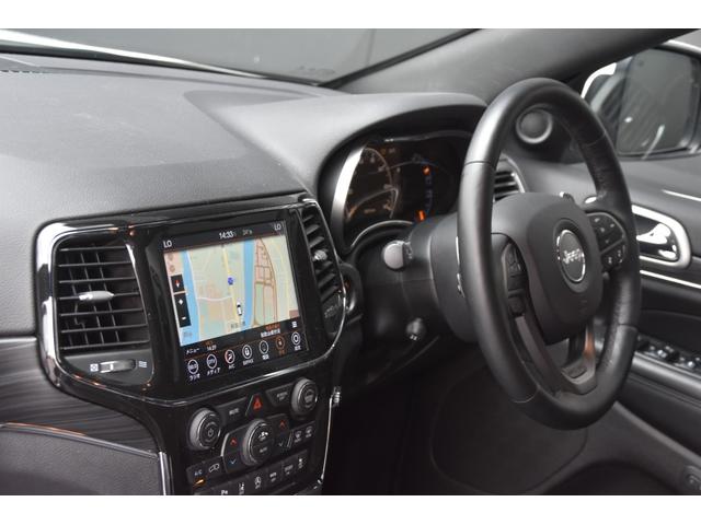 ジープ・グランドチェロキー リミテッド　黒革　ＣａｒＰｌａｙ　ＡＣＣ　ナビ　Ｂカメ　ＴＶ　エアサス前後ドラレコ　　オートテールゲート　衝突軽減ブレーキ　レーンセンス　ＢＳＭ　ベンチレーション　ヒーター　パワーシート　スマートキー　ＨＩＤ（9枚目）