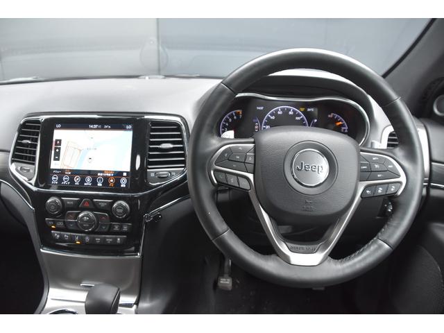 ジープ・グランドチェロキー リミテッド　黒革　ＣａｒＰｌａｙ　ＡＣＣ　ナビ　Ｂカメ　ＴＶ　エアサス前後ドラレコ　　オートテールゲート　衝突軽減ブレーキ　レーンセンス　ＢＳＭ　ベンチレーション　ヒーター　パワーシート　スマートキー　ＨＩＤ（14枚目）