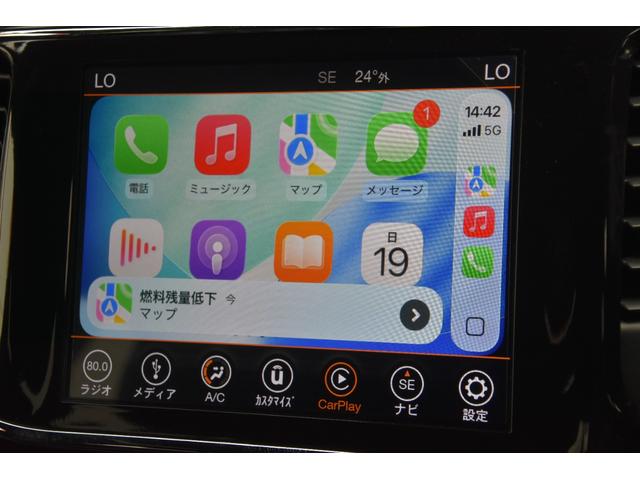 ジープ・グランドチェロキー リミテッド　黒革　ＣａｒＰｌａｙ　ＡＣＣ　ナビ　Ｂカメ　ＴＶ　エアサス前後ドラレコ　　オートテールゲート　衝突軽減ブレーキ　レーンセンス　ＢＳＭ　ベンチレーション　ヒーター　パワーシート　スマートキー　ＨＩＤ（21枚目）