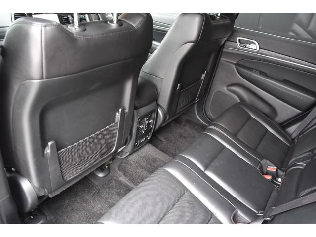 ジープ・グランドチェロキー リミテッド　黒革　ＣａｒＰｌａｙ　ＡＣＣ　ナビ　Ｂカメ　ＴＶ　エアサス前後ドラレコ　　オートテールゲート　衝突軽減ブレーキ　レーンセンス　ＢＳＭ　ベンチレーション　ヒーター　パワーシート　スマートキー　ＨＩＤ（38枚目）
