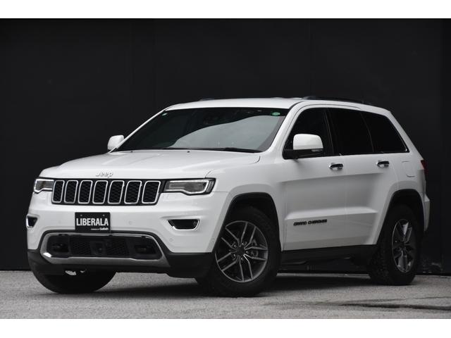 ジープ・グランドチェロキー リミテッド　黒革　ＣａｒＰｌａｙ　ＡＣＣ　ナビ　Ｂカメ　ＴＶ　エアサス前後ドラレコ　　オートテールゲート　衝突軽減ブレーキ　レーンセンス　ＢＳＭ　ベンチレーション　ヒーター　パワーシート　スマートキー　ＨＩＤ（42枚目）