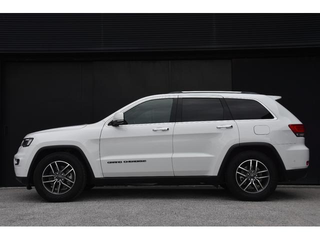 ジープ・グランドチェロキー リミテッド　黒革　ＣａｒＰｌａｙ　ＡＣＣ　ナビ　Ｂカメ　ＴＶ　エアサス前後ドラレコ　　オートテールゲート　衝突軽減ブレーキ　レーンセンス　ＢＳＭ　ベンチレーション　ヒーター　パワーシート　スマートキー　ＨＩＤ（44枚目）