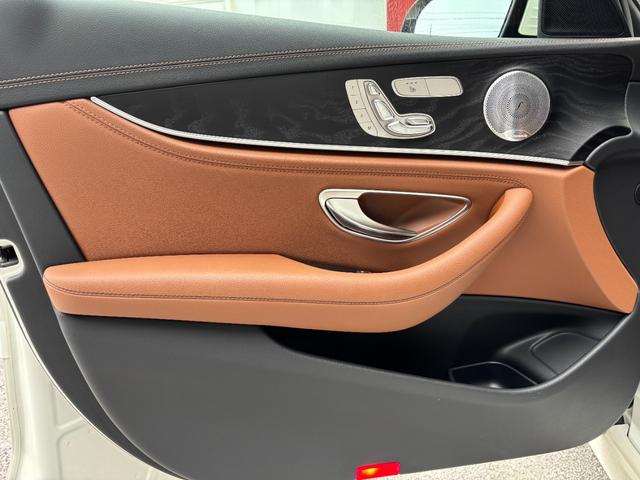Eクラス E220d アバンギャルド AMGライン パノラマSR エクスクルーシブPKG 茶革 HUD オートテールゲート Burmester エアバランスPKG ナビ 360度カメラ TV アンビエントライト パワーシート シートヒーター LED(20枚目)