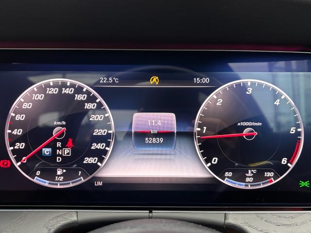 Eクラス E220d アバンギャルド AMGライン パノラマSR エクスクルーシブPKG 茶革 HUD オートテールゲート Burmester エアバランスPKG ナビ 360度カメラ TV アンビエントライト パワーシート シートヒーター LED(31枚目)