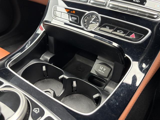 Eクラス E220d アバンギャルド AMGライン パノラマSR エクスクルーシブPKG 茶革 HUD オートテールゲート Burmester エアバランスPKG ナビ 360度カメラ TV アンビエントライト パワーシート シートヒーター LED(47枚目)