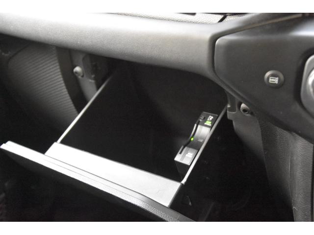 ジープ・ラングラーアンリミテッド サハラ 社外F/Rバンパー MKW17incAW 黒革 ヒッチメンバー 純ナビ Bカメラ Fカメラ CarPlay Bluetoothオーディオ ACC BSM 衝突軽減ブレーキ ドラレコ シートヒーター(28枚目)