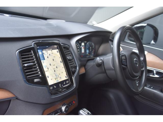 XC90 T6 AWD インスクリプション パノラマSR 黒革 HUD CarPlay 純20incAW ACC BSM LKA クロストラフィック パークアシスト オートテールゲート パワーシート ベンチレーション ヒーター ドラレコ(9枚目)