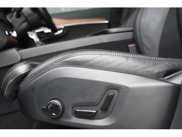 XC90 T6 AWD インスクリプション パノラマSR 黒革 HUD CarPlay 純20incAW ACC BSM LKA クロストラフィック パークアシスト オートテールゲート パワーシート ベンチレーション ヒーター ドラレコ(12枚目)