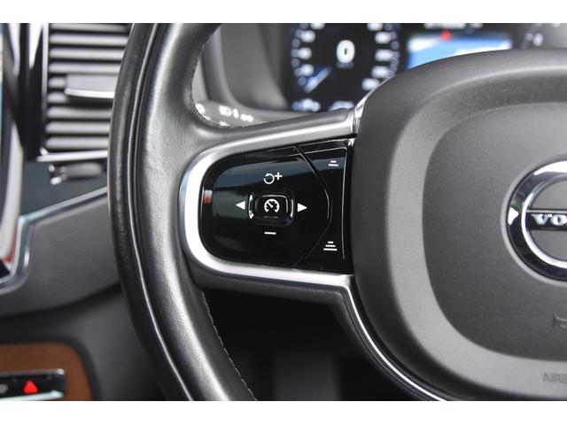 XC90 T6 AWD インスクリプション パノラマSR 黒革 HUD CarPlay 純20incAW ACC BSM LKA クロストラフィック パークアシスト オートテールゲート パワーシート ベンチレーション ヒーター ドラレコ(16枚目)