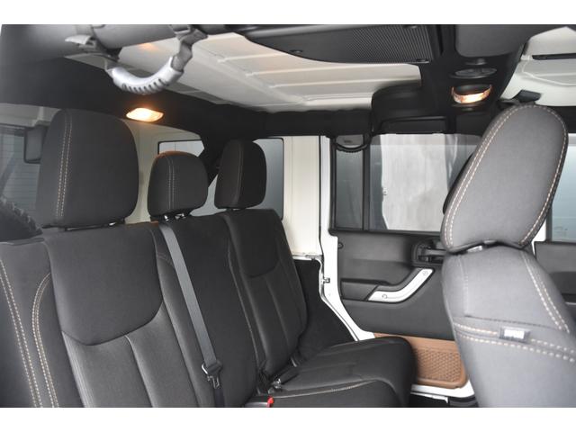 ジープ・ラングラーアンリミテッド スポーツ USバンパー ULTRA17incAW リフトアップ ワンオーナー ナビ フルセグTV サイドカメラ クルーズコントロール キーレス ETC(29枚目)