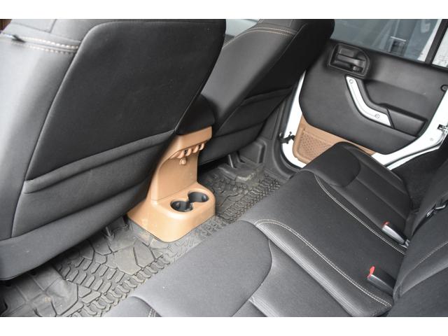 ジープ・ラングラーアンリミテッド スポーツ USバンパー ULTRA17incAW リフトアップ ワンオーナー ナビ フルセグTV サイドカメラ クルーズコントロール キーレス ETC(33枚目)